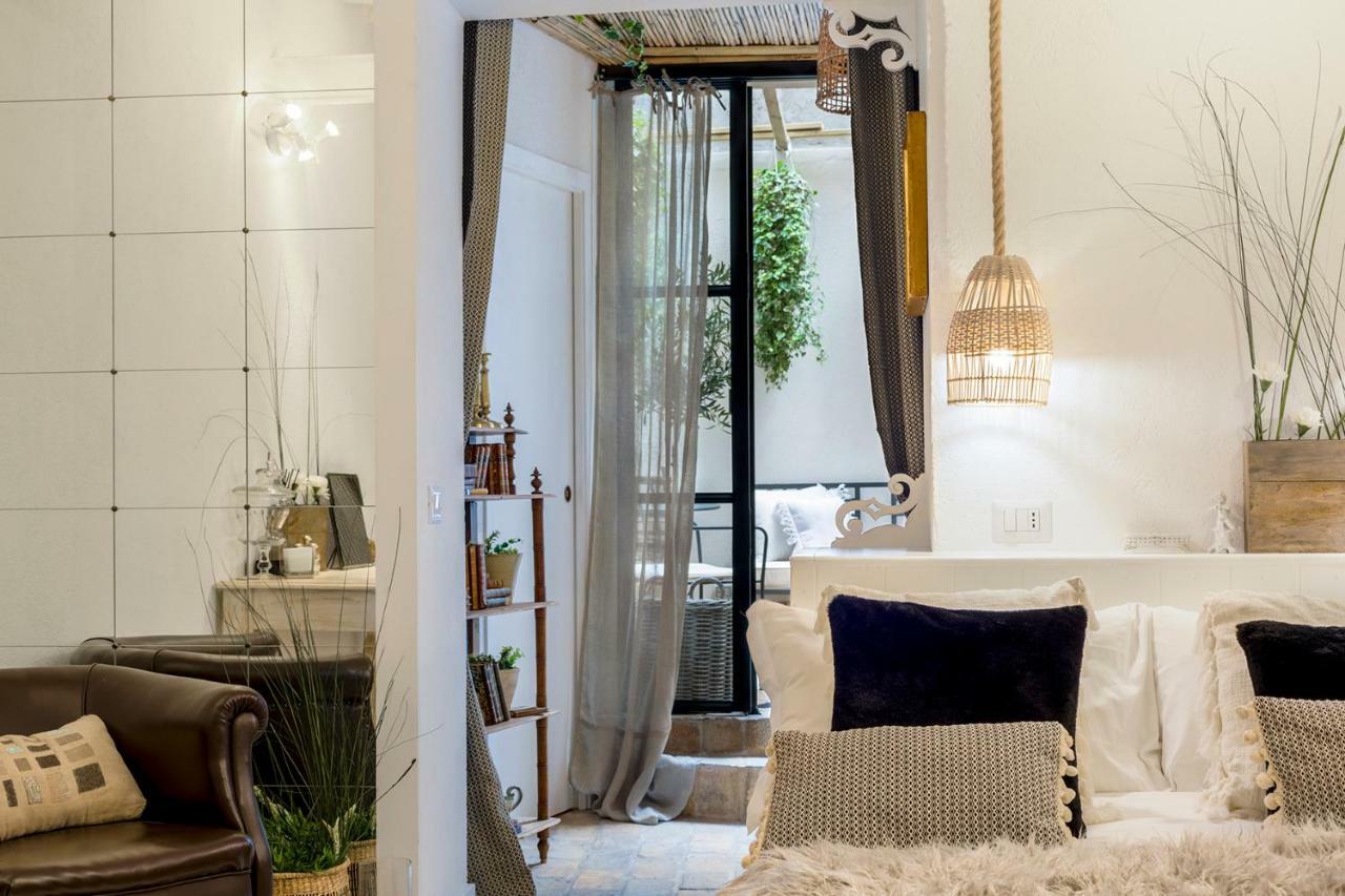 Trastevere Gem Cozy Light-filled Retreat Rome